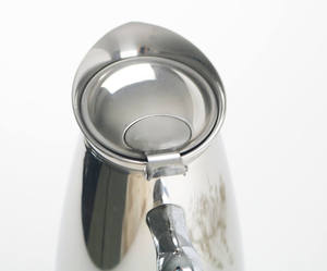 Jarra de agua elegante de metal martillado con tapa a juego, contenedor de acero inoxidable para servir bebidas, para el hogar, restaurante, hotel, cocina - Product Image 4