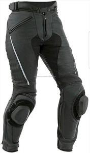 Pantalon de moto en cuir noir pour hommes Pantalon de protection de moto Pantalon de motard en cuir de protection par Boomletcorp. - Product Image 3