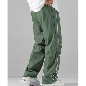 Pantalon de survêtement vert pour homme avec bandes latérales, taille élastique et cordon de serrage, décontracté, respirant, en polyester, pour le printemps - Product Image 6