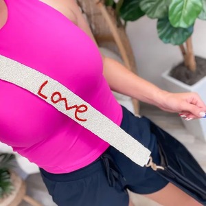 Sangle de sac à main perlée faite main en perles de rocaille avec motif 'Love', blanche, avec ferrures dorées, ceinture de remplacement pour sac à main, commande personnalisée - Product Image 2