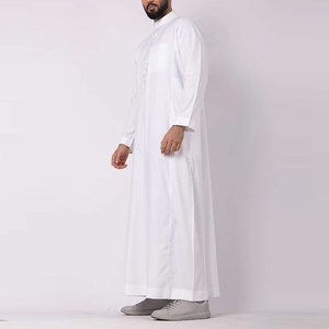 Túnica Tradicional Árabe de Lujo Color Marrón, Elegante Jubba para Hombre, Suave y Transpirable, Atuendo Islámico Moderno, Thobe / Thawb - Product Image 3