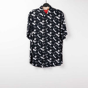 Chemise décontractée à manches courtes pour homme, imprimé floral noir, boutonnée, en coton/polyester respirant et écologique, idéale pour l'été - Product Image 3