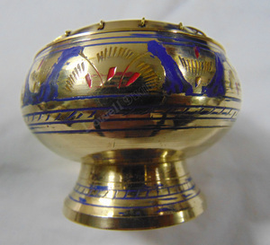 Nuevo Quemador de Latón Pulido Chapado en Oro con Grabado Artístico y Tallado de Proveedor Indio - Product Image 5
