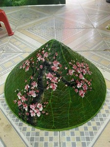 VENTE FLASH Chapeau conique vietnamien de qualité supérieure Blue Lotus 2025 Idéal pour les séances photo et les événements culturels - Product Image 3