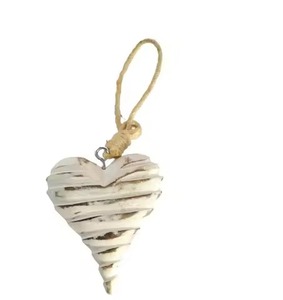 เครื่องประดับตกแต่งต้นคริสต์มาสโลหะรูปหัวใจทำมือ - Product Image 2