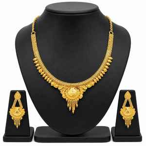 Wholesale Brass 14K 18K 24K Dye Gold Plated Forming Necklaces Fashion Jewelry <b>Bridal</b> Short Necklaces Set Traditional Jewelry Set - Product Image 1