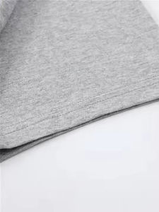 เสื้อยืดแขนสั้นผู้ชาย ผ้าฝ้าย 100% เนื้อนุ่ม สวมใส่สบายๆ ในฤดูร้อน ทรงปกติ เหมาะสำหรับใส่ทุกวัน พร้อมโลโก้ปัก  แบบ unisex - Product Image 5
