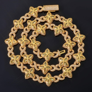 Collier à maillons floraux en moissanite, collier floral serti de pierres, bijoux de luxe, cadeau pour femme, élégant et tendance - Product Image 4