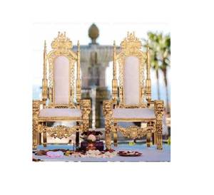 เก้าอี้งานแต่งงานทรงเตี้ยแกะสลักด้วยมือสุดหรู สีทองอร่ามสำหรับเจ้าสาวและเจ้าบ่าว พร้อมเบาะกำมะหยี่คุณภาพพรีเมียมสำหรับงานแต่งงานแบบอินเดีย - Product Image 1