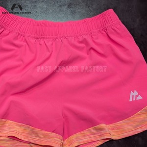 Pantalones cortos unisex de poliéster 100% ligeros, de bajo MOQ, teñidos en color liso, estilo fitness para la temporada de verano, para uso en exteriores y gimnasio, para hombre. - Product Image 1