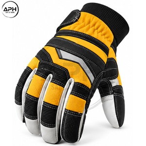 Gants de tronçonneuse de qualité supérieure à prix de gros avec panneaux contrastants jaunes, poignets élastiques et double couture détaillée - Product Image 4
