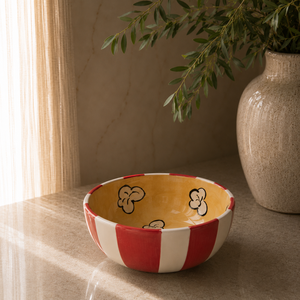 Tazón de Cerámica Pintado a Mano con Diseño de Rayas Retro, Acabado Brillante y Duradero para una Cena Elegante a Diario - Product Image 1