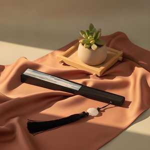 Abanico de Mano de Madera Natural Moderno y Personalizado, con Opciones de Grabado de Nombre, Logotipo o Diseño, Hecho a Mano, Recuerdo Artesanal - Product Image 2