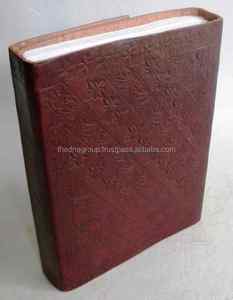Journal relié en cuir fait main avec serrure en métal |   Carnet de notes vintage |   Carnet de croquis et journal de voyage, cadeau pour écrivains et artistes - Product Image 5