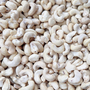 Offre Spéciale Noix de cajou A180 A210 Santigo Cashew Vietnam Noix de cajou brutes en coque Emballage personnalisé disponible - Product Image 1