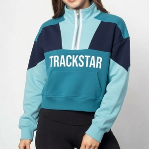 เสื้อสเวตเชิ้ตผู้หญิงสีเขียวน้ำทะเล คอซิป ¼ ซิป ลายพิมพ์ Trackstar ผ้าฟลีซหนานุ่ม - Product Image 1
