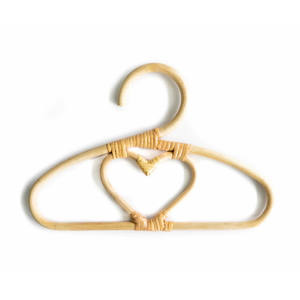 Cintres et supports en rotin naturel pour vêtements, logo et emballage personnalisables - Product Image 2