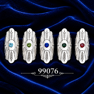 Anillos de Cóctel Plateados Vintage con Diseño Calado de Insectos, Regalo de Boda para Mujer, Joyería MOLL, Modelo de Moda con Circones - Product Image 6