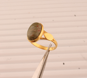 Anillo Clásico de Amatista Natural para Mujer, Chapado en Oro de 18K, Plata de Ley 925, Gema Ovalada Solitaria, Hecho a Mano - Product Image 4