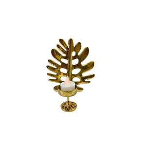 Candelabro de Latón con Diseño Repujado, Elegante Soporte Decorativo Hecho a Mano para Decoración Festiva del Hogar - Product Image 2