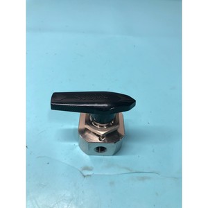 Válvula de Bola de 4 Vías SWAGELOK SS-43YF2-125, 2500 PSI - Equipo y Piezas de Semiconductores de Confianza de Marca Global - Product Image 1