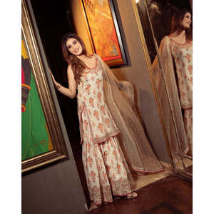 Conjunto de traje de fiesta para mujer Top elegante Sharara con Dupatta elegante - Product Image 3