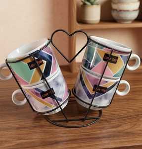 Ensemble de 4 tasses à café en céramique décorative avec glaçure dorée glamour, support en métal en forme de cœur de 3 mm d'épaisseur, luxe - Product Image 3