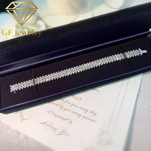 Pulsera de tenis Art Deco ancha de varias filas con diamantes de laboratorio de corte cuadrado, oro blanco de 18K, pavé completo, certificado IGI, joyería fina de lujo - Product Image 2