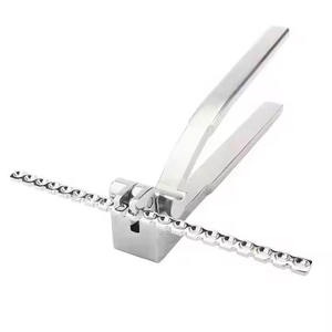 Instrumento Quirúrgico Básico para Fracturas con 1 Año de Garantía, Doblador de Placas AO para Placas de 4-9 mm de Ancho, Instrumento Ortopédico de Grip Surgical - Product Image 2
