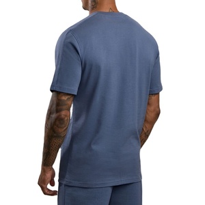 เสื้อยืดทรงสปอร์ตแบบสวมใส่สบาย ระบายอากาศได้ดี เป็นมิตรกับสิ่งแวดล้อม ผลิตจากโรงงาน รับผลิตเสื้อยืดแบบ OEM  ไม่มีลาย  100% ผ้าฝ้าย  ออกแบบไหล่แบบสปอร์ต  ทรงปกติ - Product Image 2