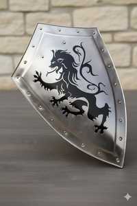 Bouclier chauffe-jambes médiéval Lion Rampant |   Bouclier de chevalier fait main en acier - Product Image 3