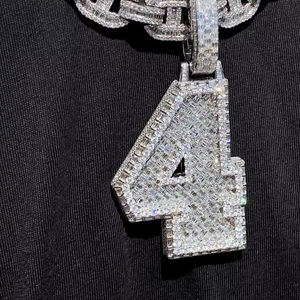 จี้เงินแท้ 925 ชุบทองคำขาวประดับเพชรโมอิสซาไนต์เต็มตัว รูปเลข 4 งานแฮนด์เมดสั่งทำพิเศษ สร้อยคอผู้ชาย - Product Image 1