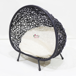 Casa para Mascotas Ecológica de Mimbre Sintético con Estructura de Hierro, Hecha a Mano, para Almacenamiento y Decoración, para Mascotas de Raza Mediana, Uso Interior en Todas las Estaciones - Product Image 1