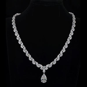 AMBER JEWELS Collar de Diamantes Chapado en Plata con Oro Sólido de 18K, Corte Pera, Diamantes Naturales Certificados por IGI, Joyería Clásica de Lujo para Bodas de Mujer - Product Image 2