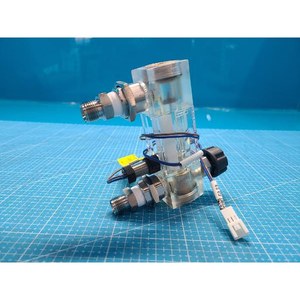 TOFCO 2L-4L/min <b>Water</b> <b>Flow</b> <b>Meter</b> Liquid <b>Flow</b> <b>Meter</b> Used As Is Legacy Semiconductor Equipment Parts - Product Image 1