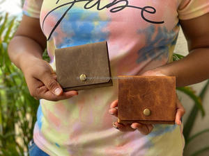 Portefeuille à pochettes en cuir multi-usages, petit porte-monnaie élégant en cuir marron - Product Image 3