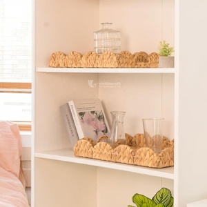 Plateau festonné en jacinthe d'eau tressée, plateau festonné en jacinthe d'eau tressée avec poignées, décoration rustique naturelle pour la maison, vente en gros - Product Image 3