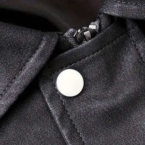 เสื้อแจ็คเก็ตหนัง PU สำหรับผู้ชาย สีพื้น ปกคอพับ ปิดด้วยซิป สวมใส่สบายๆ ในฤดูใบไม้ร่วง ทรงปกติ - Product Image 4