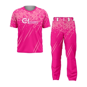 Conjunto de Uniforme de Softbol Rosa Personalizado |   Cuello Redondo |   Pantalones Cortos Sublimados |   Transpirable de Secado Rápido |   100% Poliéster |   Cremallera - Product Image 5