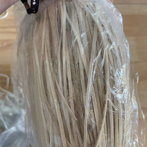 Noyau de rotin en vrac, matériau naturel pour la fabrication de chaises et la production artisanale - Product Image 3