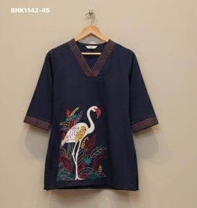 Collection de Kurta-Top-Tunique en coton de la dernière tendance, de qualité supérieure, avec broderies, fournisseur de Surat, mode féminine. - Product Image 3