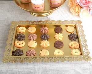 Support à gâteau élégant en métal doré de style indien de qualité supérieure pour les rassemblements formels, adapté aux réceptions, banquets et présentations organisées - Product Image 4