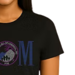 Camiseta Negra con Logo MOM para Mujer, Estilo Casual, Ropa Urbana, Cómoda, a la Moda - Product Image 3