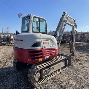 รถขุดขนาดเล็ก Takeuchi TB290 ที่ทนทาน ออกแบบมาเพื่อการขุด ตักดิน ปรับปรุงพื้นที่ จัดสวน และงานก่อสร้างทั่วไป - Product Image 3