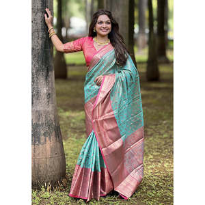 Sari en soie Kanjivaram bleu avec un motif traditionnel tissé en zari, vêtement ethnique indien de qualité supérieure tissé à la main - Product Image 4