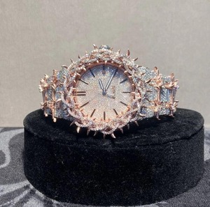 Montre Hip Hop de Luxe avec Lunette à Clous, Mouvement Automatique Miyota, Verre Saphir, Acier Inoxydable, Aspect Diamant, 40mm, Boucle - Product Image 2