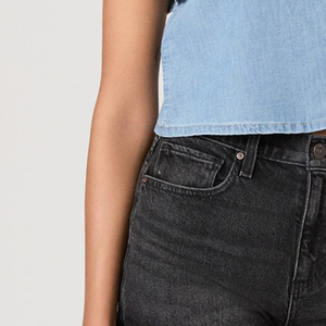 Shorts confortables et décontractés en tissu doux, respirant et léger, pour femmes, avec poches et fermeture boutonnée, style décontracté/chic. - Product Image 2