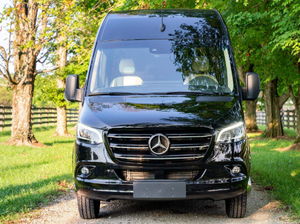 รถตู้เมอร์เซเดส-เบนซ์ สปรินเตอร์ 3500XD อัลติเมท ทอยส์โค้ช ปี 2025 มือสอง - Product Image 4