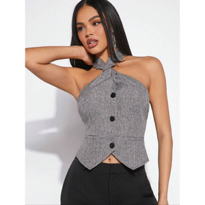 Top o chaleco halter de tweed gris, mezcla de poliéster, rayón y un toque de spandex para mayor elasticidad estructural. - Product Image 3