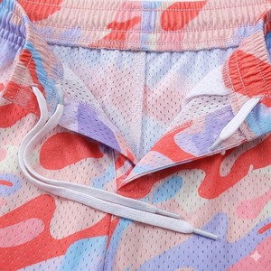 Shorts de basketball pour hommes en maille double couche par sublimation, personnalisables avec logo, design uni mi-long, en polyester, collection été 2025, haute qualité, fabriqués - Product Image 3
